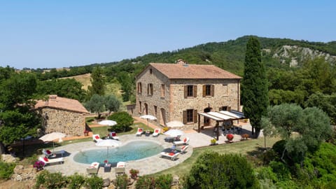 Property building, Pool view