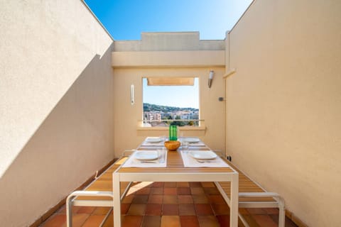 Apt With Pool 10 Min From The Beach Apartment in Sainte-Maxime