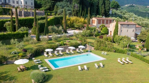 VILLA PRIMO SOLE 22, Emma Villas Villa in Lucca