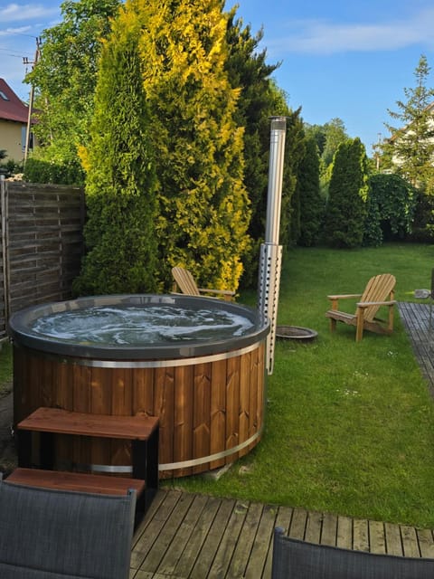 Baza Lipusz jacuzzi Villa in Pomeranian Voivodeship