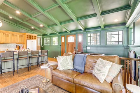 Waterfront Escape on Blue Ridge Lake with Dock! House in Blue Ridge Lake