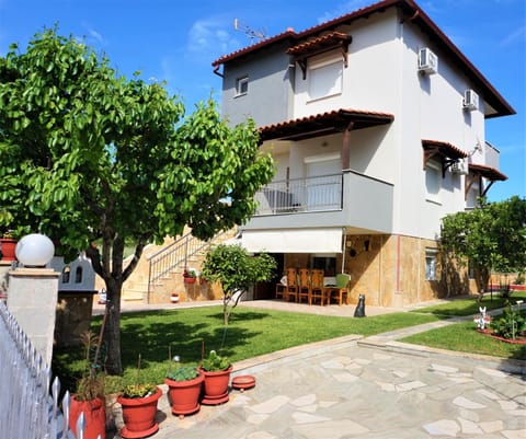 Katerinas House House in Nikiti