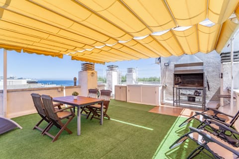 BBQ facilities, View (from property/room), Balcony/Terrace, Sea view