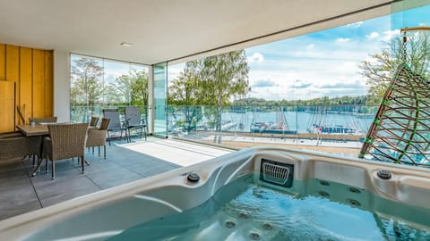 Activities, Hot Tub, Lake view