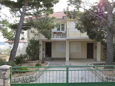 SOLEIL - Newly renovated apartment close to the sea Apartment in Lika-Senj County