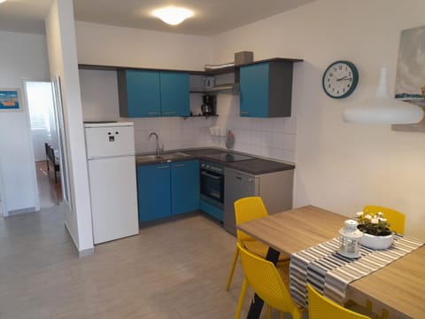 SOLEIL - Newly renovated apartment close to the sea Apartment in Lika-Senj County