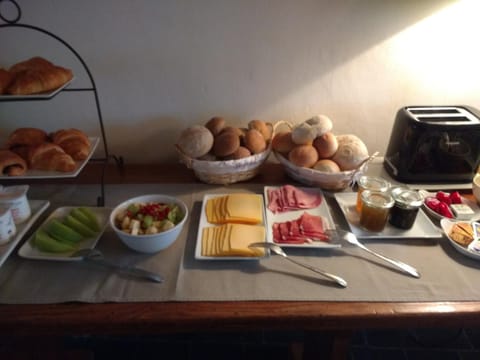 Food and drinks, Buffet breakfast