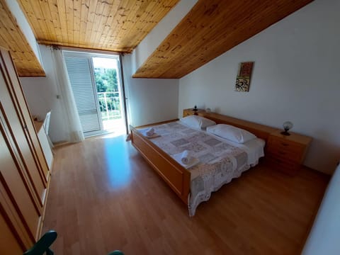 Primošten Cozy Guest House Vesna Apartment in Šibenik-Knin County, Croatia