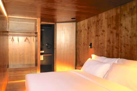 Decorative detail, Bedroom