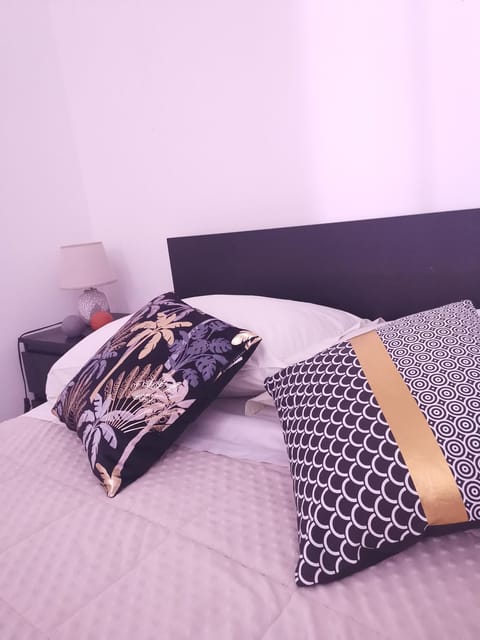 Decorative detail, Bedroom