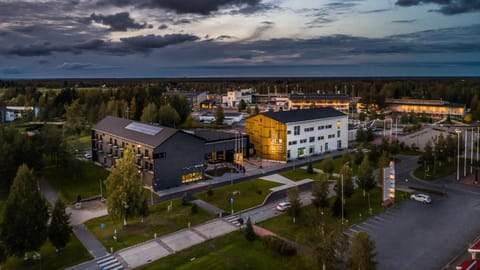 Property building, Bird's eye view, City view, Street view