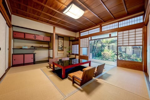 Living room, Garden view