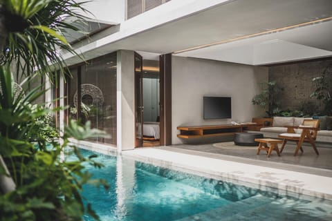 TV and multimedia, Dining area