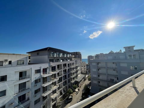 Property building, Neighbourhood, Balcony/Terrace, City view, Street view