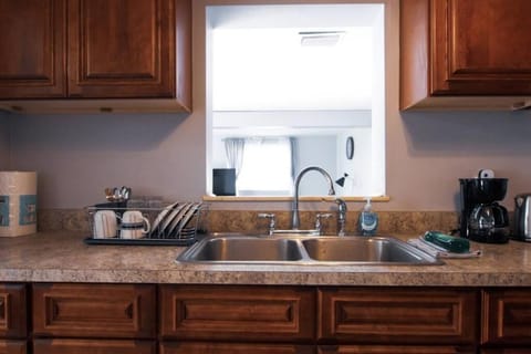 Spacious Family-sized Home in Central Location House in Jacksonville