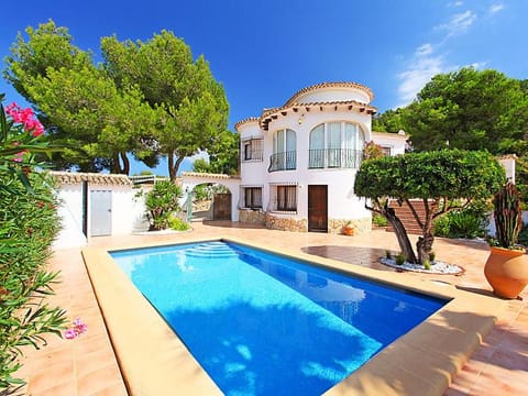 Property building, Garden view, Pool view