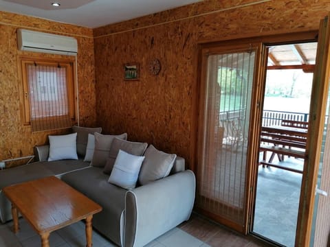 VIKENDICA ODMOR NA DRINI House in Zlatibor District, Serbia