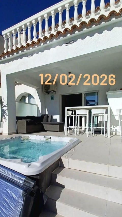 Patio, Hot Tub