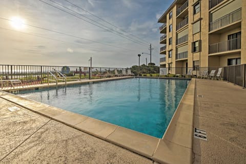 Oceanfront Ormond Beach Getaway with Balcony! Apartment in Ormond By The Sea