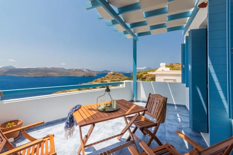 Day, Natural landscape, View (from property/room), Balcony/Terrace, Mountain view, Sea view