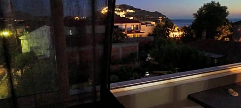 View (from property/room), Balcony/Terrace, Sea view