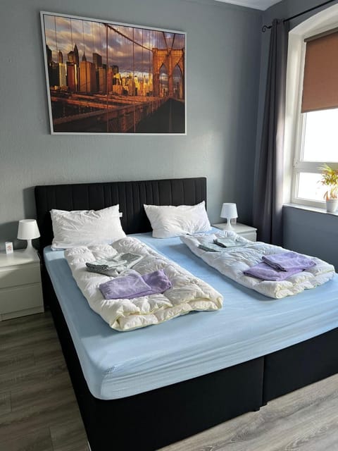 Bed, storage, towels