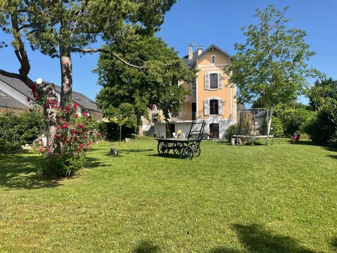 Property building, Garden