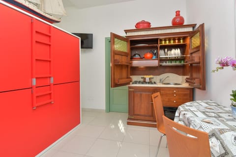 Kitchen or kitchenette, bunk bed