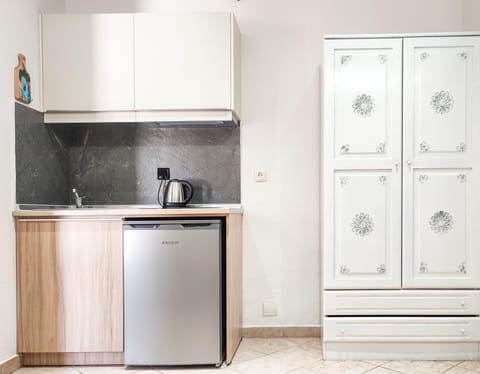 Kitchen or kitchenette, Breakfast