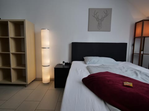 Bed, Decorative detail, Bedroom