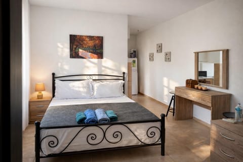 Olive tree house,Agios Gordios Apartment in Saint Gordios beach