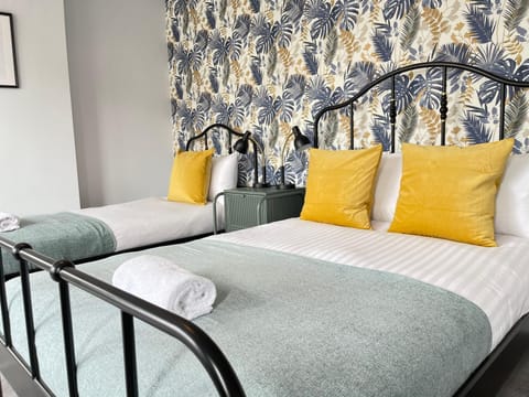 Great located Victorian house with all amenities House in Bristol