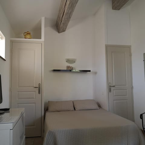 STUDIO ARC EN CIEL Apartment in Gréoux-les-Bains