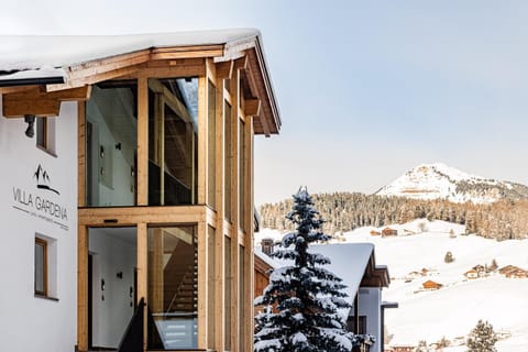 Property building, Winter, Mountain view