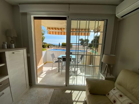 Balcony/Terrace, Swimming pool