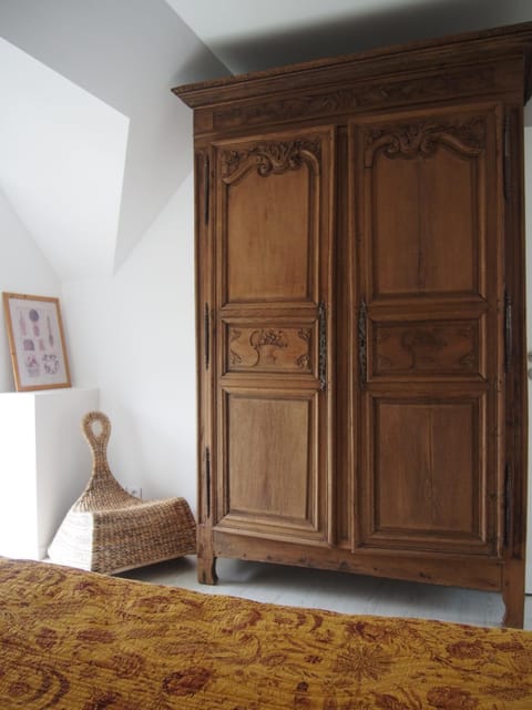 Maison Tombelaine House in Brittany