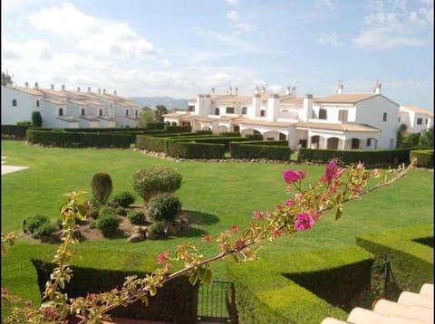 Garden, Swimming pool
