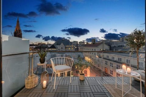 Balcony/Terrace, City view, Sunset