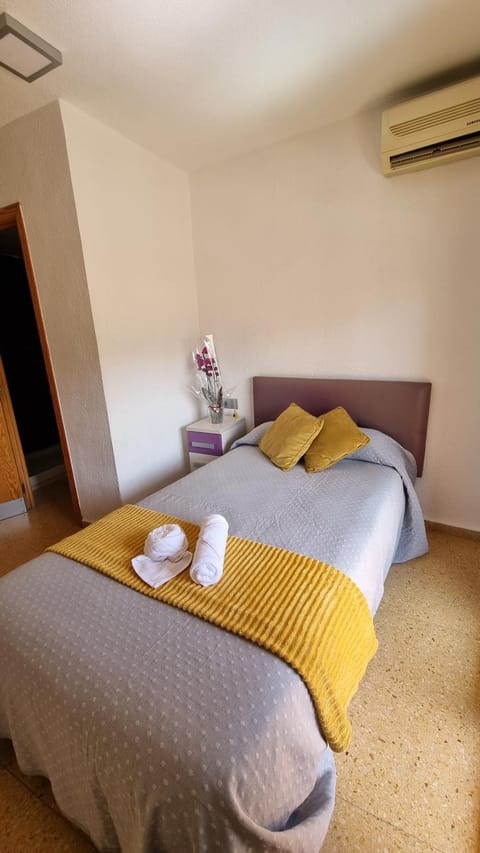 Pension Colón Bed and Breakfast in Sant Joan d'Alacant