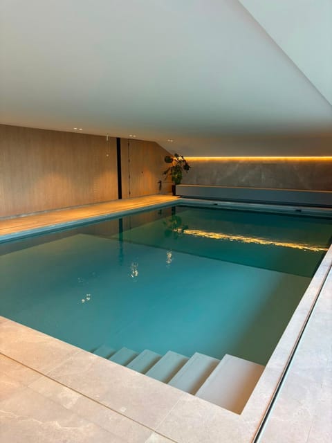 Swimming pool, Public Bath