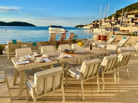 Plateau Apartment in Vis