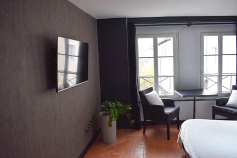 Studio au Moulin " Design Noir " Vue Unique Apartment in Dole