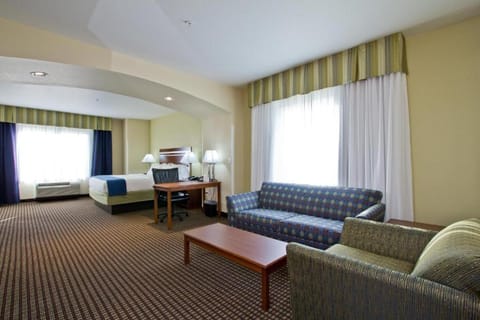 Holiday Inn Express and Suites Denver East Peoria Street by IHG Hotel in Montbello