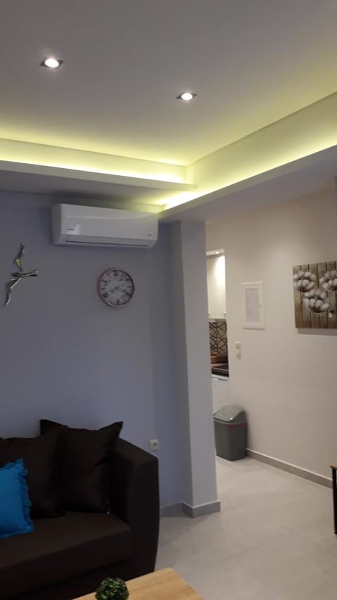 HOUSE DILENA TSIMTSIRI Luxury Apartment 1 House in Limenaria