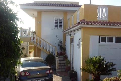 Property building, Lobby or reception, Parking