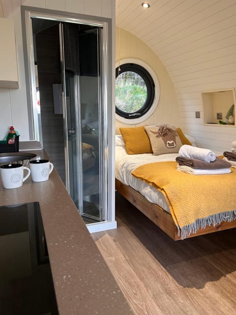 Great House Farm Luxury Pods and Self Catering Campground/ 
RV Resort in Wales