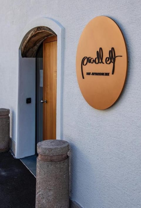 Logo/Certificate/Sign