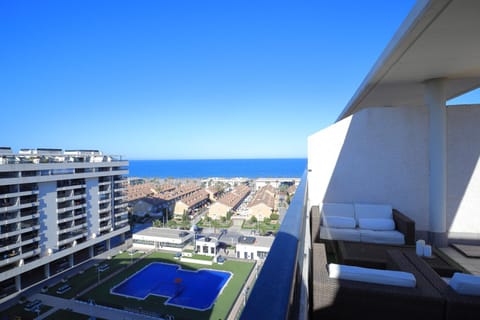 View (from property/room), Pool view, Sea view, Street view