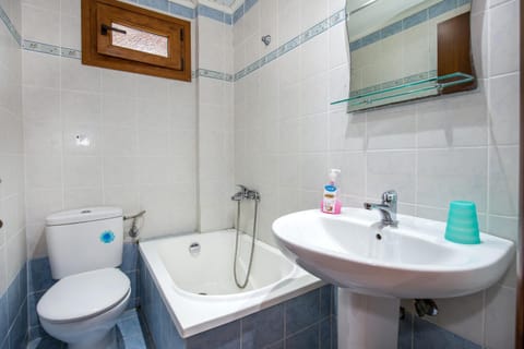 STUDIOS NIKOS Hotel in Limenaria