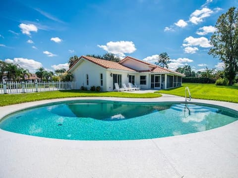 SWISS 14 - Lake Stephanie House in Groveland